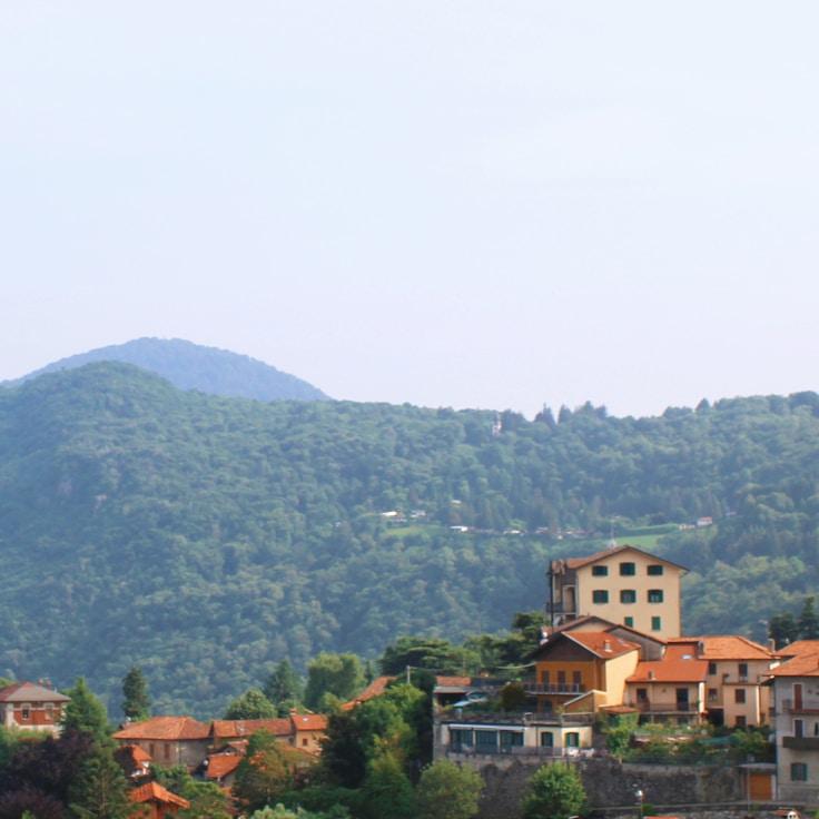 Outdoor terrace seating suitable for families in Berlin